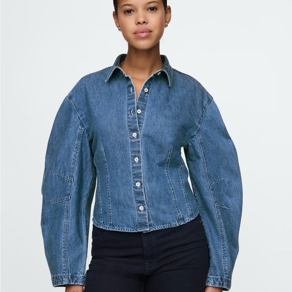 NEW W/ Tags: Stylish Barrel Sleeve Denim Shirt